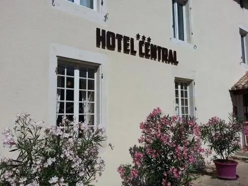 Hotel Central - Hôtel vacances & week-end à Chaunay