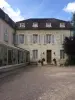 Hôtel des Cymaises - Hotel vakantie & weekend in Semur-en-Auxois
