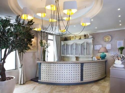 Hotel Daumesnil Vincennes In Holiday Weekend Hotel In Vincennes