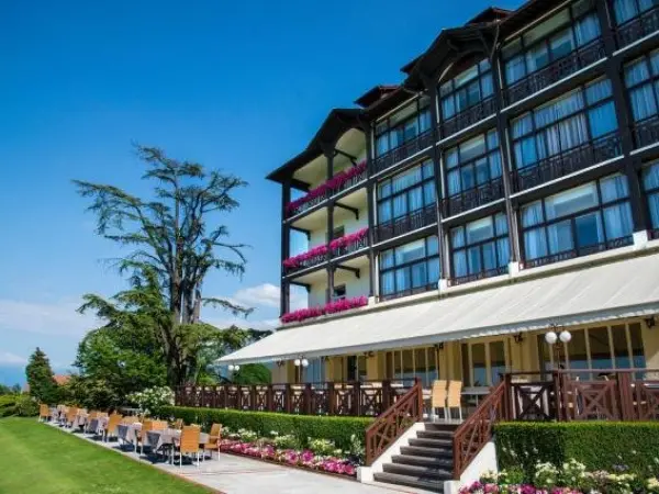 Hôtel Ermitage - Holiday & weekend hotel in Évian-les-Bains