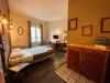 Hotel Le Midi Clermont-Cournon - 假期及周末酒店在Cournon-d'Auvergne