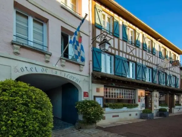 Hôtel La Licorne & Spa - Hotel Urlaub & Wochenende in Lyons-la-Forêt