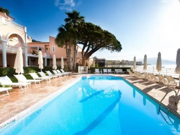 Hôtel Les Mouettes - Teritoria - Hotel de férias & final de semana em Ajaccio