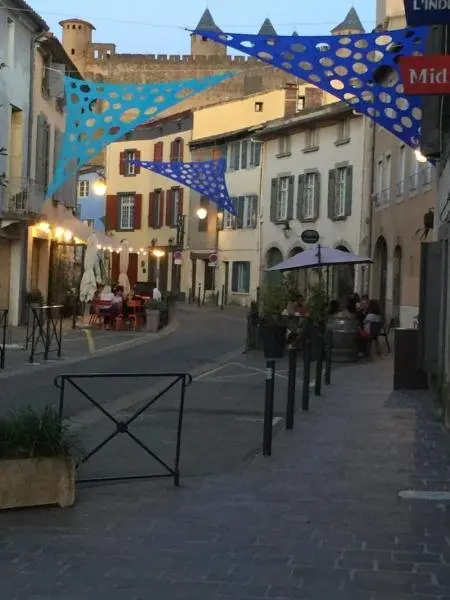 Hotel Du Pont Vieux - Hotel de férias & final de semana em Carcassonne