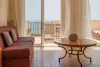 Hotel De La Pyramide - Holiday & weekend hotel in Mèze