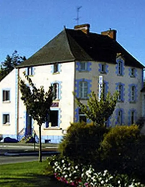 Hôtel Saint-Marc - Hotel vacaciones y fines de semana en Ploërmel