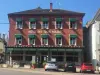 Hôtel Les trois maures - Hotel vakantie & weekend in Verdun-sur-le-Doubs
