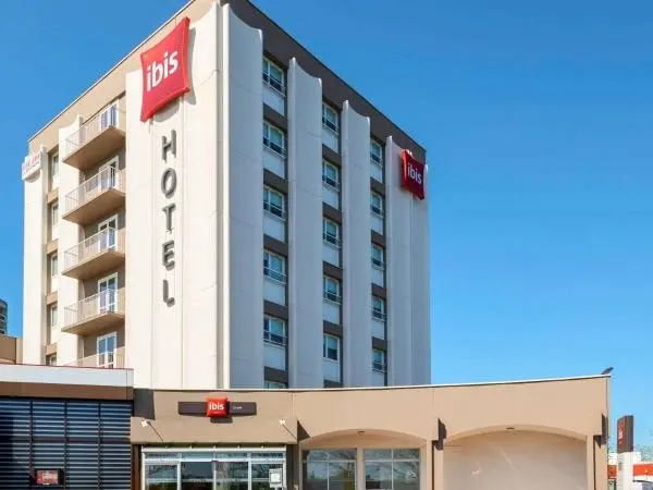 ibis Cholet - Holiday & weekend hotel in Cholet