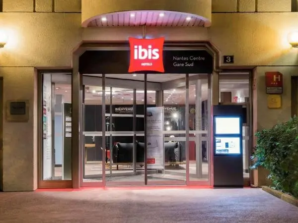 ibis Nantes Centre Gare Sud - Hôtel vacances & week-end à Nantes