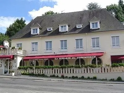 Logis Hotel Du Commerce - Hotel Urlaub & Wochenende in Pont-d'Ouilly