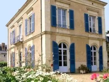 Logis Le Parc Hotel & Spa - 假期及周末酒店在Château-Gontier-sur-Mayenne