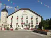 Logis Le Relais de Thézillieu - Hotel de férias & final de semana em Plateau d'Hauteville