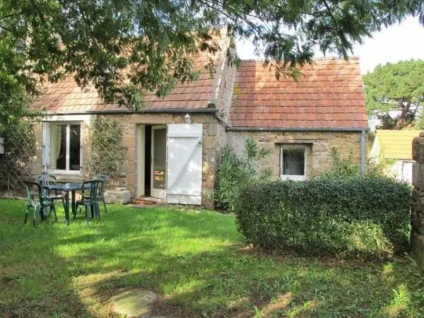 Maison Trégastel, 2 pièces, 2 personnes - FR-1-542-17 - Hôtel vacances & week-end à Trégastel