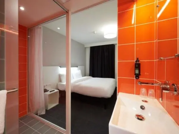 Le Nex2 - Holiday & weekend hotel in Tarbes