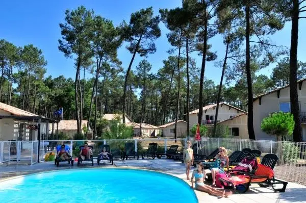 Résidence Goélia Les Demeures du Lac - Hotel de férias & final de semana em Casteljaloux