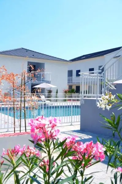 Residence Marea Resort - Hôtel vacances & week-end à Santa-Lucia-di-Moriani