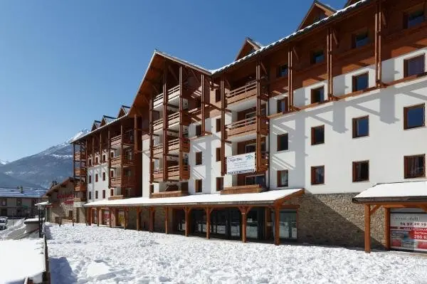 Résidence Néméa L'Aigle Bleu - Hotel vacaciones y fines de semana en Briançon