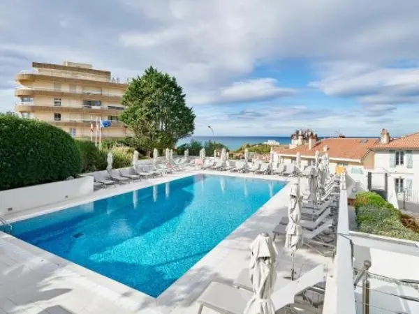 Résidence Vacances Bleues Le Grand Large - Hotel Urlaub & Wochenende in Biarritz