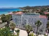 Splendid Hôtel - Holiday & weekend hotel in L'Île-Rousse