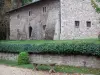 Замок Аултерибе - Флигель (общий) замка; в городе Серментизон
