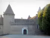 Замок Вирье - Подземелье и ворота в средневековую крепость