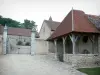 Замок Чарей-Синтрат - Решетки входа и зависимости замка