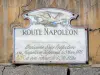 Кастеллан - Мемориальная доска с указанием места, где Наполеон обедал 3 марта 1815 г.