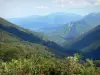 Кузеранс - Вид на горы Верхний Кузеран с Коль де ла Ядр; в региональном природном парке Арьеж Пиренеи