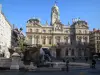 Лион - Presqu'ile: Площадь Терро, фонтан и Ратуша