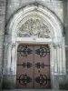 Лузи - Портал церкви Святого Петра