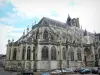 Невер - Готический чевет (восток) собора Сен-Сир-и-Сент-Жюлит