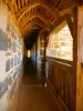 Средневековый двор в Геделоне - Обходной путь