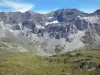Трумус Цирк - Цирковые горы; в Пиренейском национальном парке