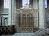 ソワソン - サン=ジェルヴェ=エ=サン=プロタイス大聖堂の内部：錬鉄の聖歌隊のフェンス