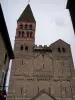 トゥルニュ - サン=フィリベール修道院：サン=フィリベール修道院教会（ロマネスク様式の建物）のファサード