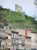 トゥルノンシュルローヌ - 旧市街のファサードを見下ろす塔