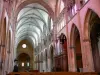 ヌヴェール - 大聖堂サン=サー=サン=ジュリエットのインテリア：ゴシック様式の小道と聖歌の小説