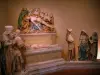 マネスティーズ - 礼拝堂の内部サンジャック：Entombmentの多色石像