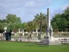 ルクセンブルク庭園 - その彫像や植物と庭の眺め