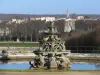 凡尔赛宫公园 - 水盆雕塑