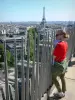 凯旋门 - 从全景露台可欣赏到巴黎和艾菲尔铁塔的景色