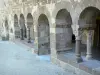 卢瓦尔河畔沙马利埃 - 修道院的拱廊