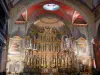圣让德吕兹 - 圣让 - 巴蒂斯特教堂的内部：高唱坛和镀金木制的巴洛克式祭坛
