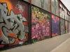 塞纳河畔维特里的街头艺术 - 彩色壁画