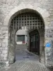 塞韦拉克莱沙托 - Peyrou的坚固的门