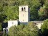教皇新堡-DE-Mazenc - 圣皮埃尔aux-Liens教堂的钟楼的看法