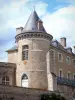 查斯特卢城堡 - 塔和城堡的门面