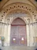 第戎 - 圣贝尼涅大教堂的入口，前哥特式风格的修道院