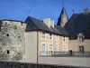 维伦纽夫 - Villeneuve-Lembron城堡
