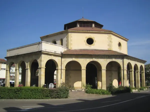 阿杜尔河畔艾尔 - 旅游、度假及周末游指南朗德省